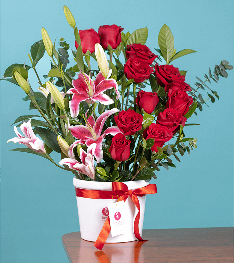 Arreglo Lirios y Rosas LAZOS FLORERIA