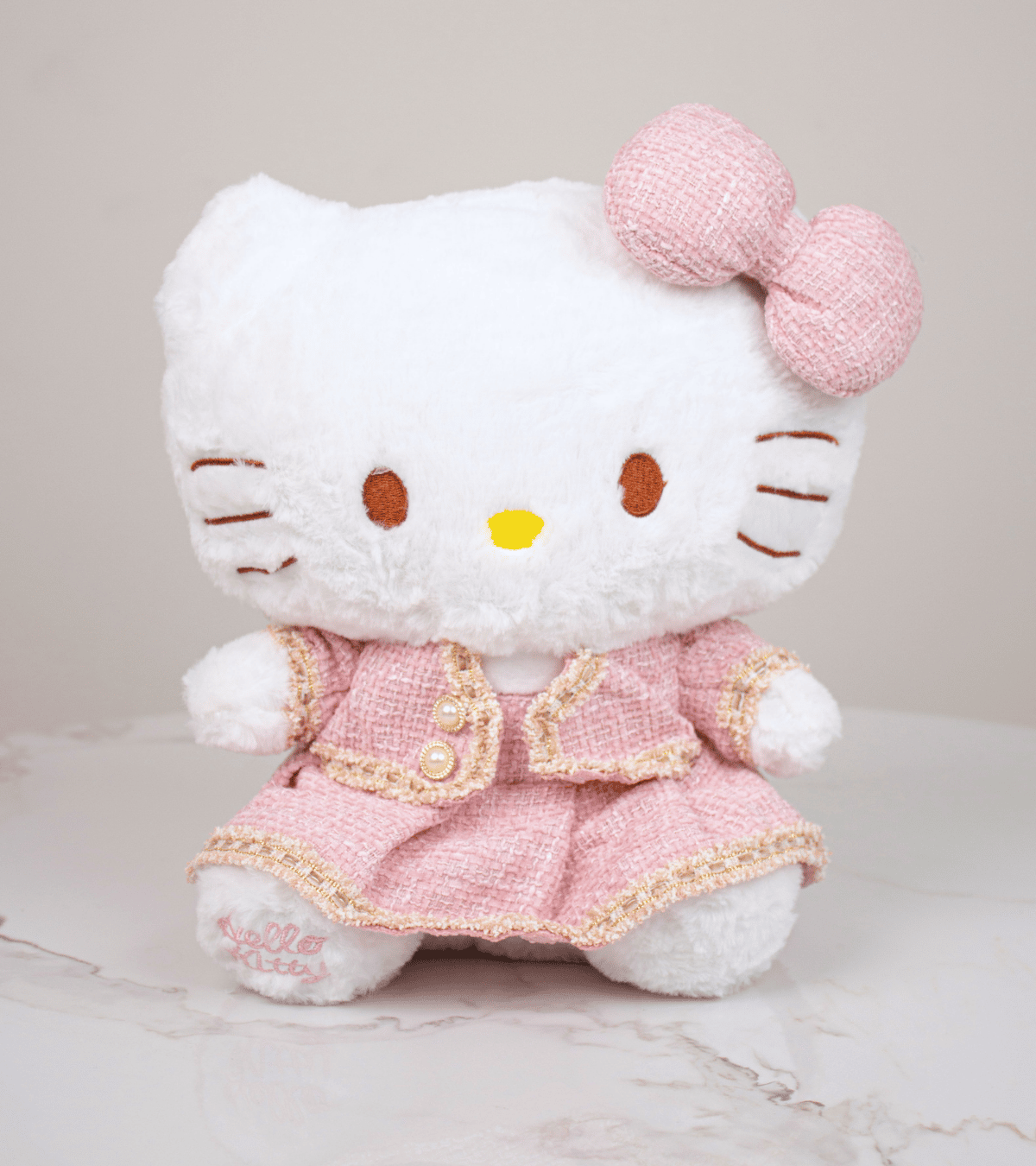 Peluche Hello Kitty Traje Rosa