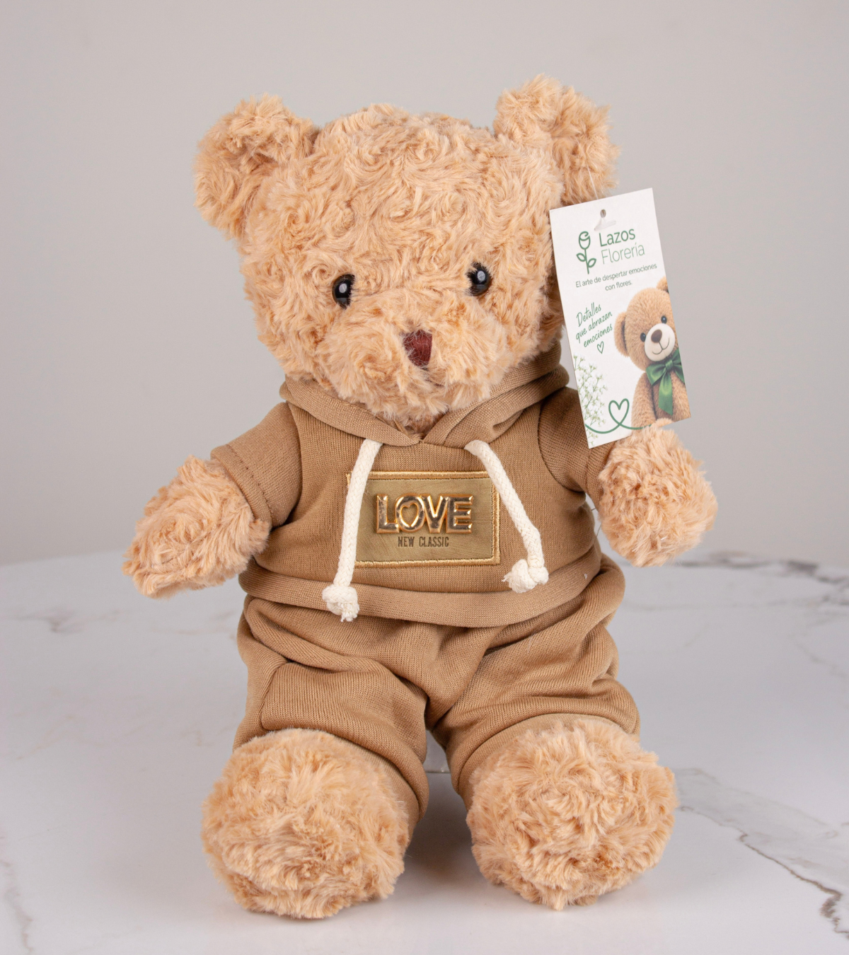 Peluche de Osito con Conjunto Deportivo "LOVE"